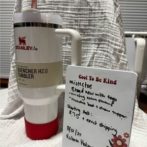 Stanley Quencher H2.0 Tumbler - Mistletoe